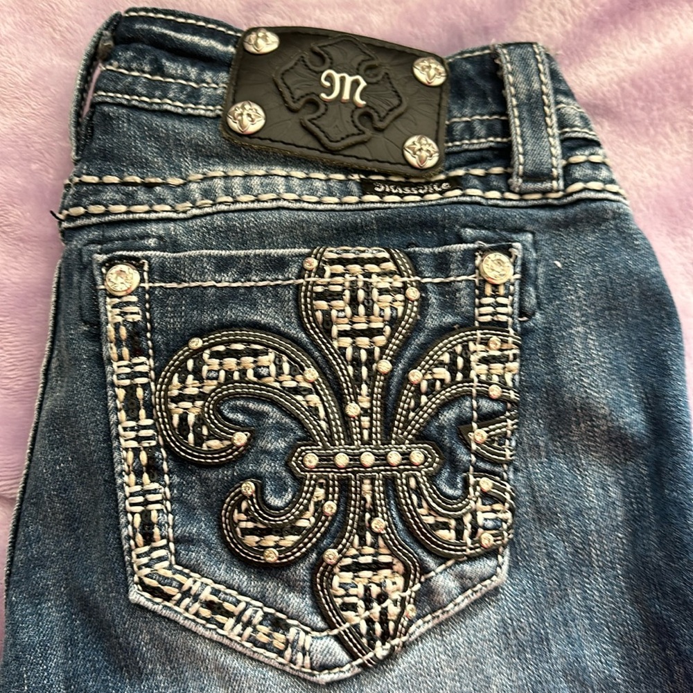 Miss Me Capri size 28 jeans